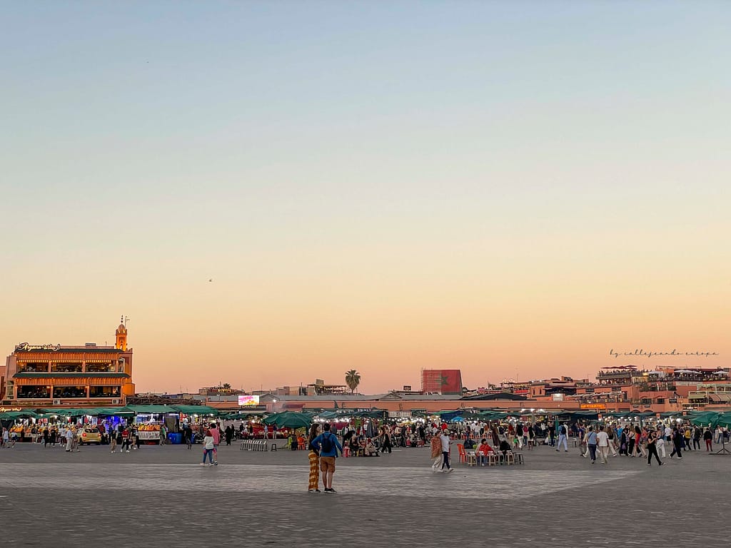 PLAZA JEMAA EL FNA - QUÉ VER EN MARRAKECH EN 2 DÍAS