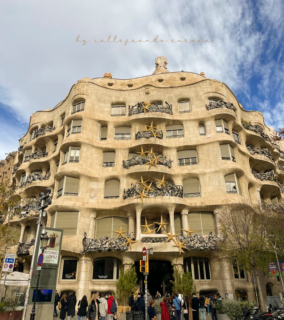 Exterior de La Pedrera (Casa Milà) en Barcelona